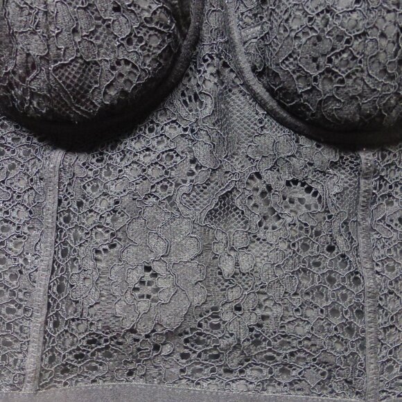 GUESS black floral eyelet pattern bustier top - Picture 3 of 8